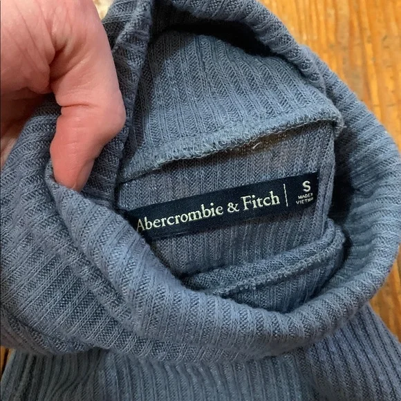 Abercrombie Soft Ribbed Mockneck and Turtleneck Tanks - Picture 5 of 5